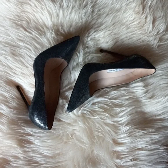 Manolo Blahnik BB Pump sz 37/7 - Picture 4 of 10